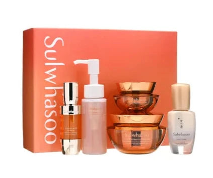 Sulwhasoo Concentrated Ginseng Renewing Perfecting Cream EX Classic Gaveæske – eksklusivt hudplejesæt med ginsengbaseret anti-aging creme, serum og rens, designet til at opstramme huden, reducere rynker og give en strålende glød.
