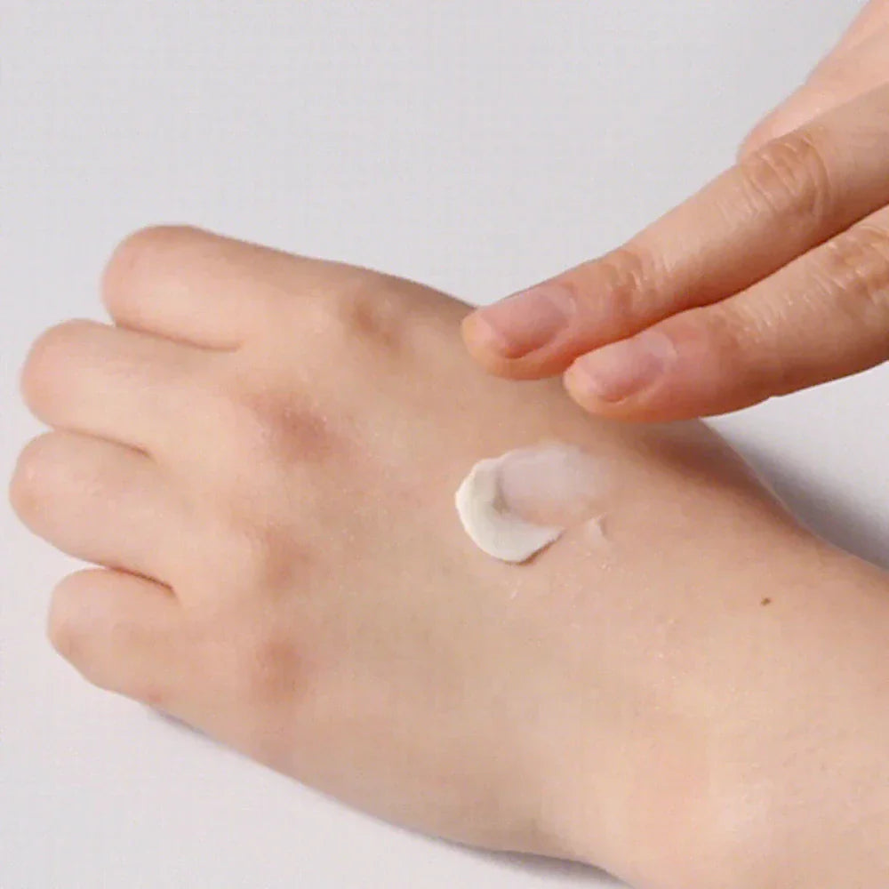 MIXSOON Bean Cream 50 ml – nærende fugtighedscreme i minimalistisk emballage, udviklet til at tilføre dyb hydrering, styrke hudbarrieren og give en sund glød.